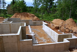 A picture of a poured foundation after the forms have been removed